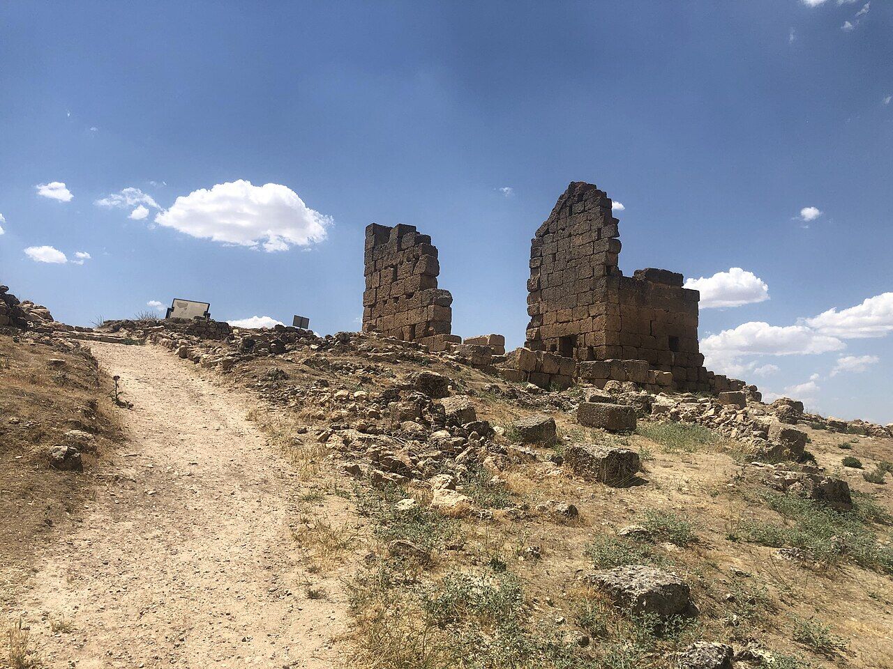 Mithras Tapınağı